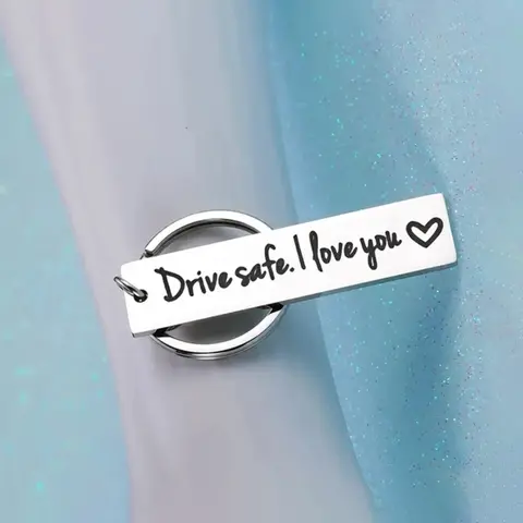Lead & Nickel Free Buckle Rectangular Tag Car Keychain (50x10mm, Unisex) - Cute Romantic Metal Charm, "Drive Safe I Love You" Casual Fashion Costume Jewelry Accessory, Couples Christmas Birthday Gift for Boys and Girls, Durable Daily Use Item