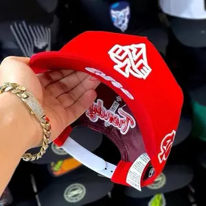 Trendy Adjustable Snapback Cap with Raised Embroidery Flat Brim Street Fashion Baseball Hat Unisex Lightweight Comfortable for Everyday Wear and Travel