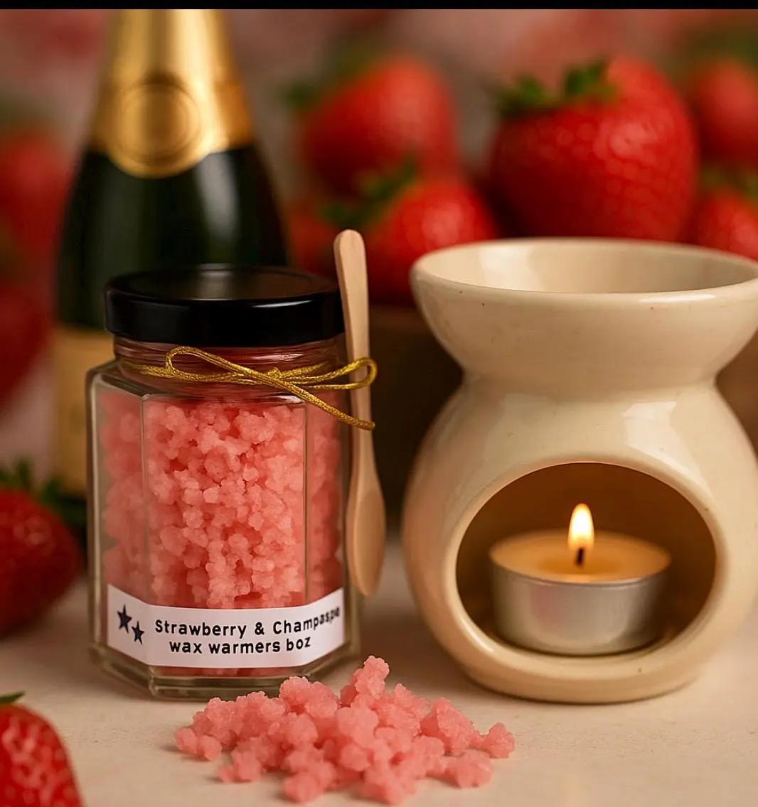 Strawberry Champagne Wax Crumbles – Hand-Poured Soy Wax Melts | Fruity & Sparkling Scent