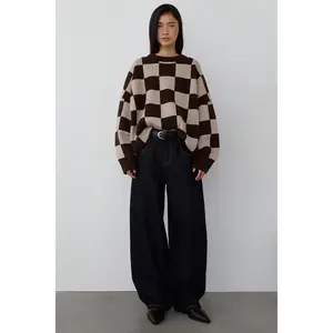CREWNECK SWEATER