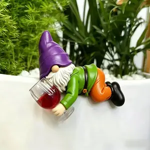 Drunk Dwarf Statue Garden Courtyard Balcony Outdoor Decoration, Drunken Dwarf Figurine Resin Ornament, Unique Yard Art Piece