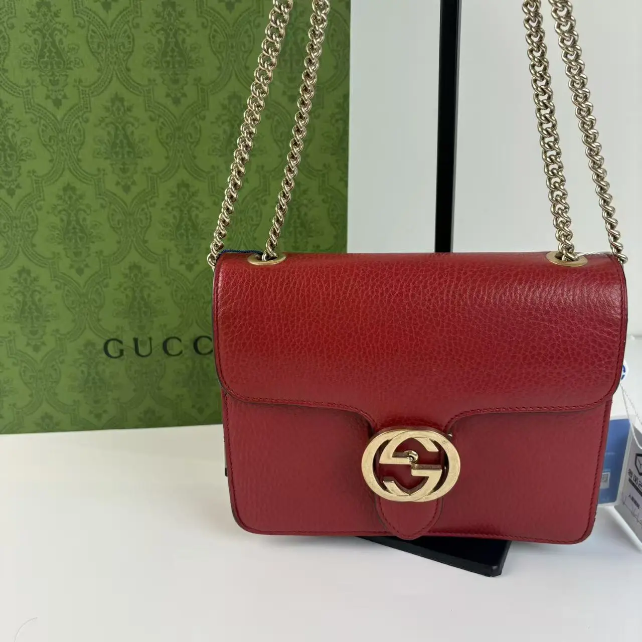 Pre-owned GUCCI Interlocking GG Medium Chain Shoulder Bag
