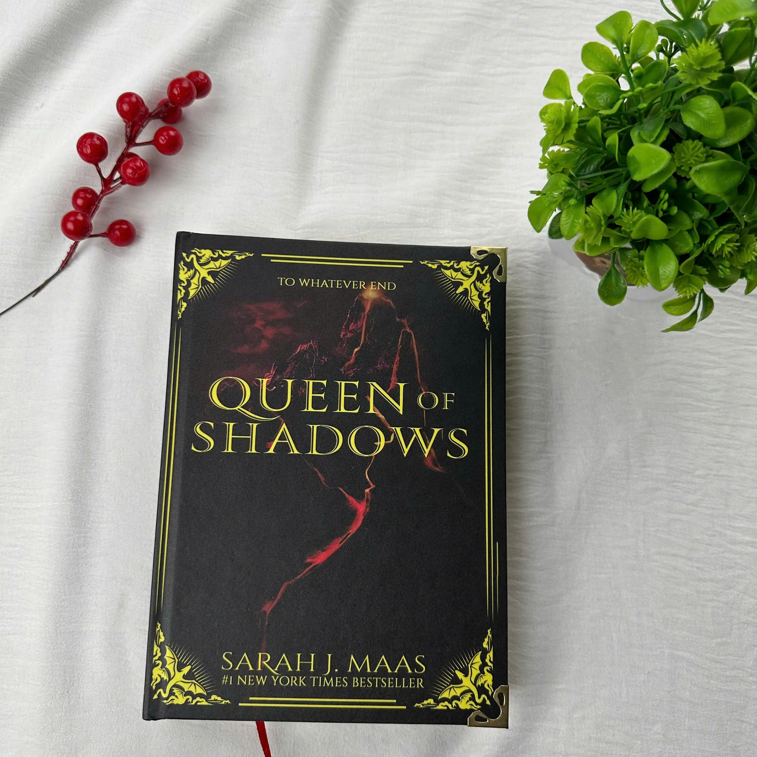 TOG Vol 4 - Queen Of Shadows