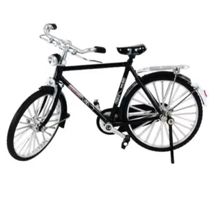 Vintage Bicycle Model Set, 52-Piece Proportional Combination, Includes Inflator, Pump and Luggage, Ideal Gift for Collectors and Enthusiasts with Craftsmanship