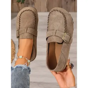 A fashionable and retro autumn new style platform heel high-heel casual one-piece shoe that can be worn twice as a lazy loafers, this shoe is highly versatile and suitable for daily outings.