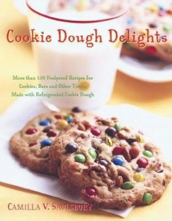 USED Book - Cookie Dough Delights: More Than 150 Foolproof Recipes for Cookies, Bars, and Other Treats Made With Refrigerated Cookie Dough by Camilla V. Saulsbury (Paperback) - english