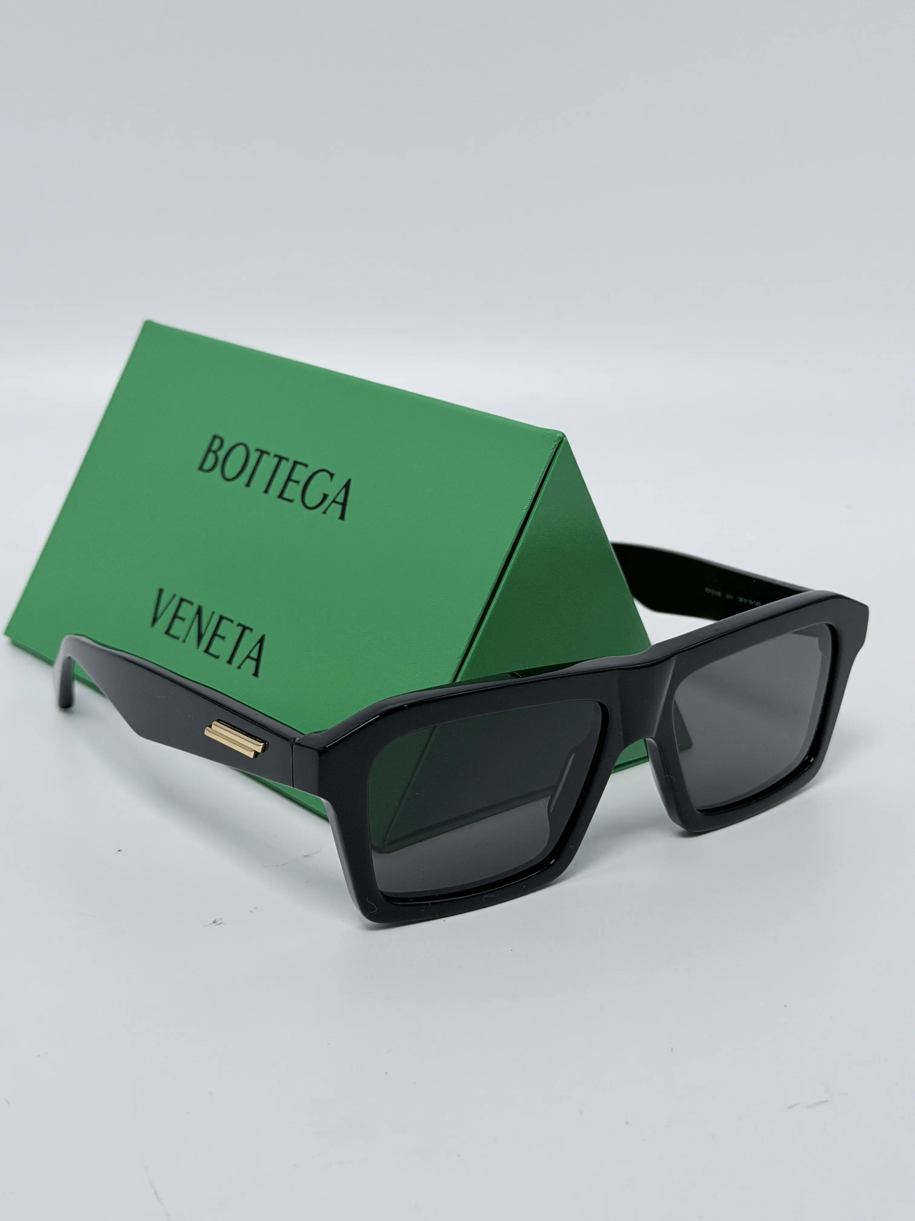 Pre-owned Bottega Veneta BV1213S Rectangular Acetate Sunglasses BV002S