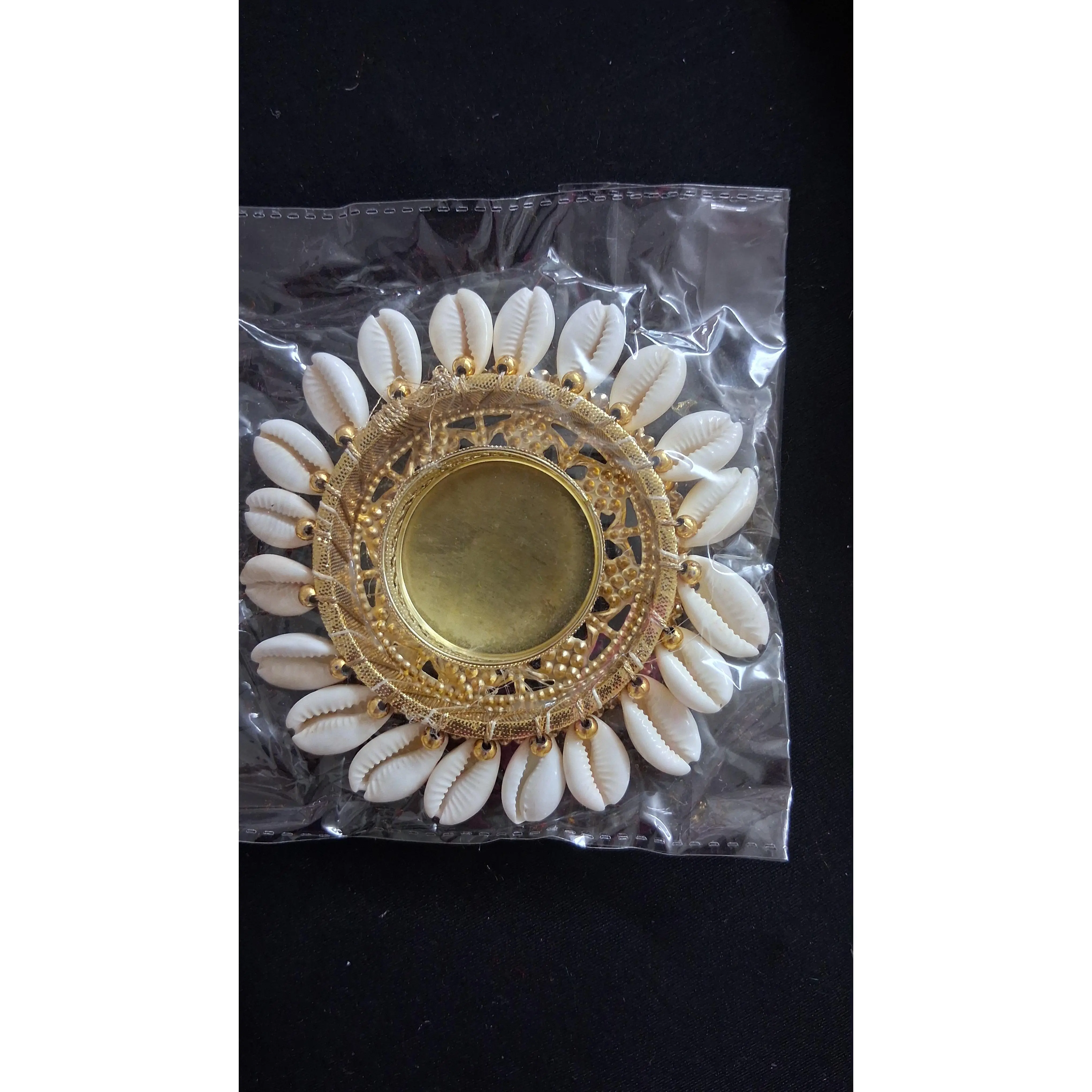 Shell Design Tealight Holder - Home Decor Accessory for Room Styling