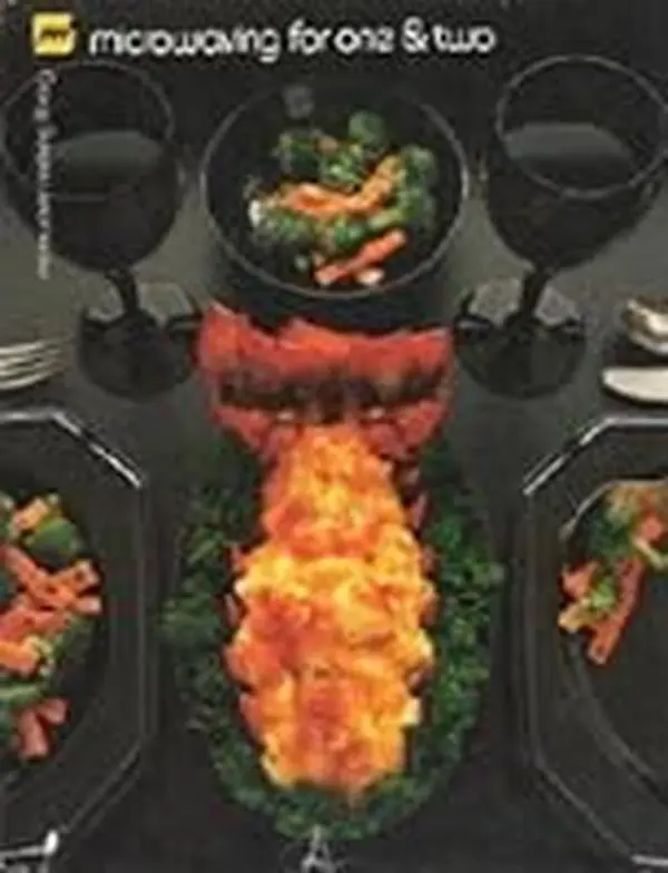 USED Book - Microwaving For One & Two (Microwave Cooking Library) by Barbara Methven (Hardcover) - english