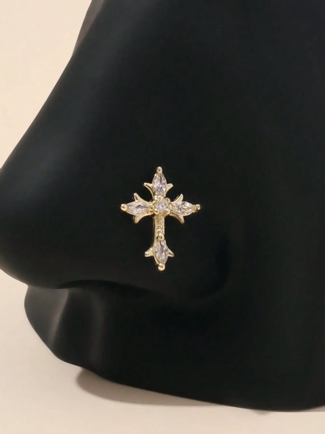 Fashion L-Shaped Nose Studs, Shiny Cz Cross Design, Sexy Floral Pattern, Stainless Steel Material, Available in Silver & Gold Colors, Body Jewelry, Body Jewellery