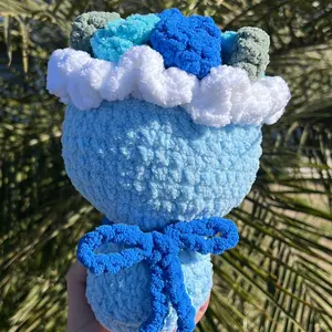 hand crocheted flower bouquets pink/blue