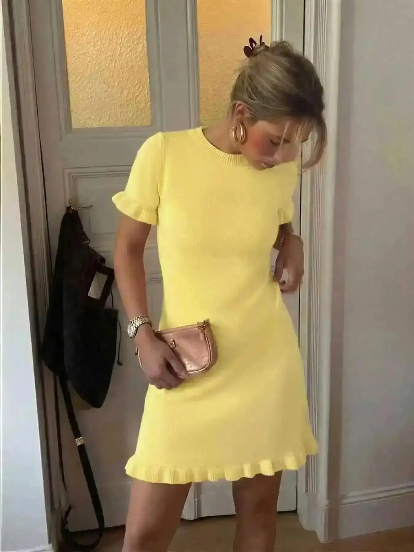 Chic Women's Party Dress, Spring Autumn Fashion Solid Color Round Neck Pleated Knot Short Sleeve Casual Simple Knit Dress, Stylish and, Elegant, Formal, Versatile, Comfort, Wear, Style, Outfit, Essential, Trendy