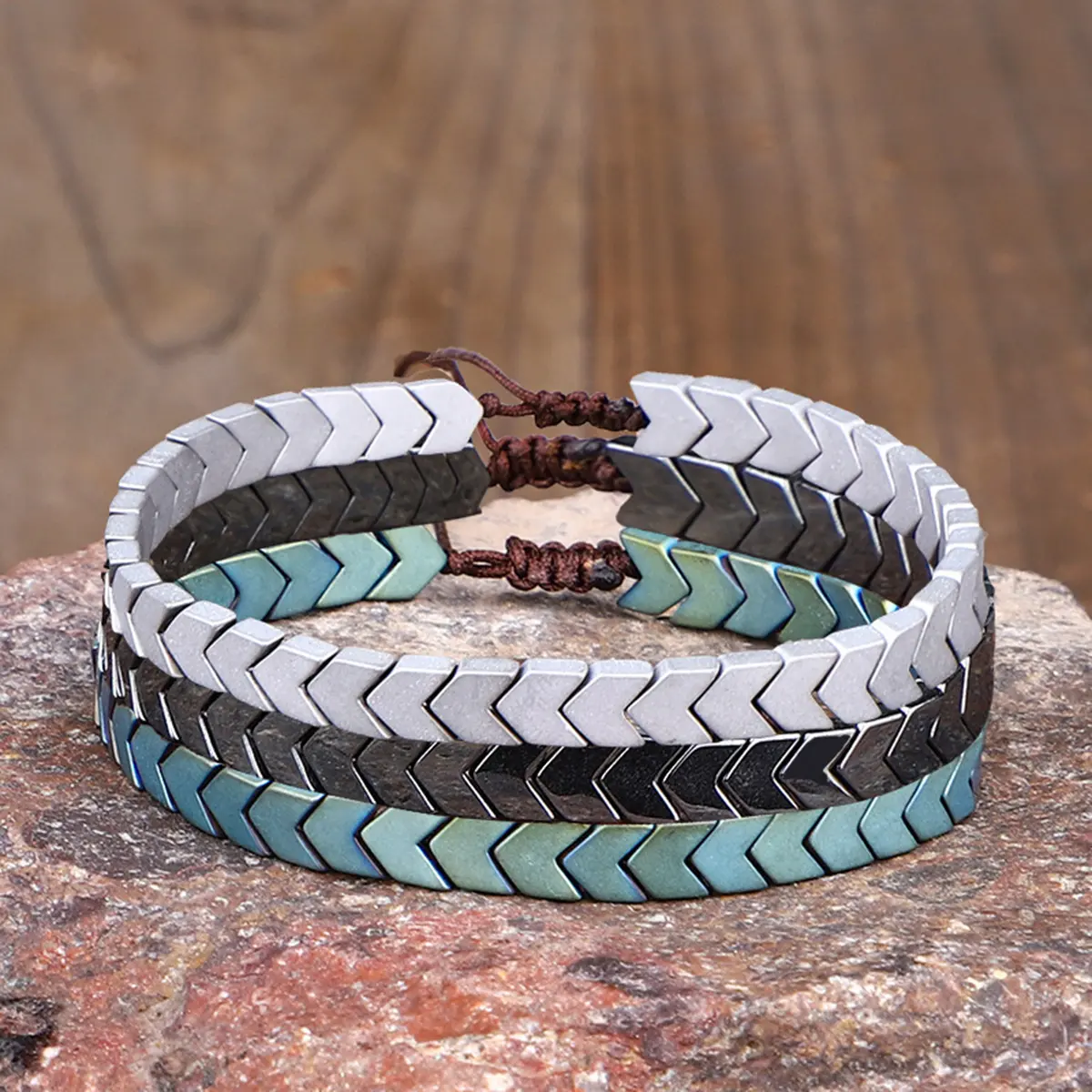 Modern Arrowhead Hematite Bracelet for Men & Women - Adjustable Silver-Finish Gemstone Energy Band for Workouts & Business Casual, Energy Bracelet, Crystal, Focus, Business Casual Outfits, Gemstones, Elastic Cord, Unisex, Crystal Bracelets, Genuine
