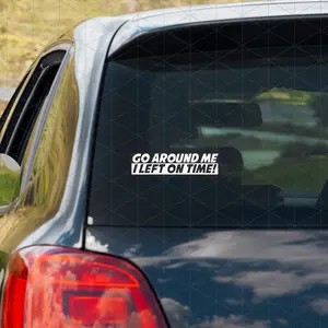 1PC Cool Travel Casual "GO AROUND ME" Slogan Sticker For Cars, Stationery, Carry Bags White Text Slogan Decor Daily With Eye-Catching White Text Block Texture Details Convey Attitude Towards Travel Casual Style Inject Commute Casual Soul Into Items