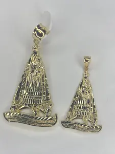 Elegante dije d nuestra virgen d la caridad en oro real 10k