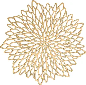 10-piece set - Golden metallic texture round coasters. Made of felt material, featuring a mass-produced leaf pattern. Suitable for use in Christmas, wedding, Thanksgiving gatherings, festivals, and autumn harvest events.