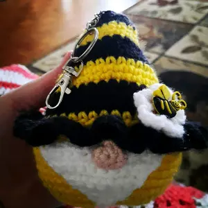 Crochet Bee Gnome