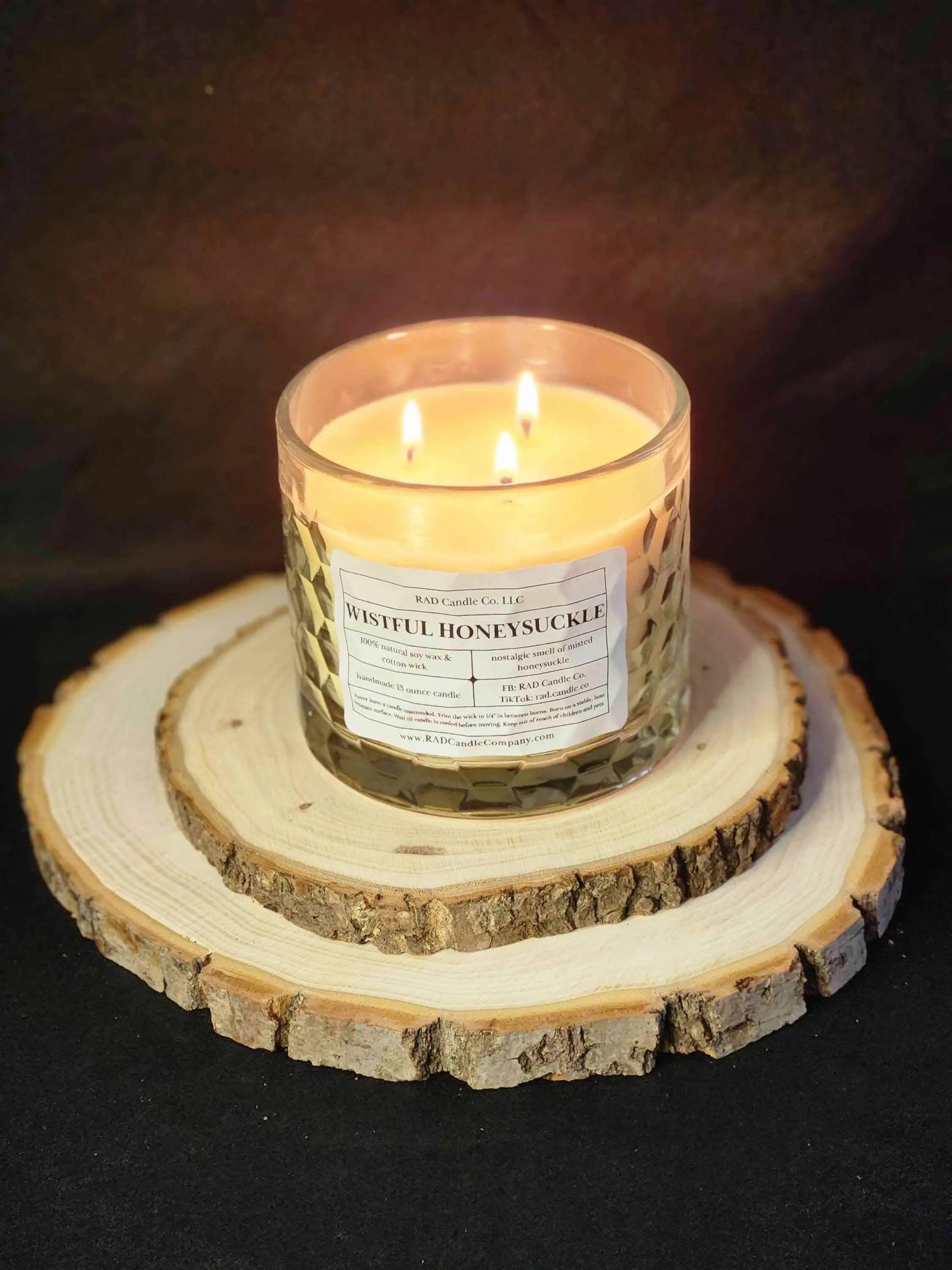 Wistful Honeysuckle Soy Candle - Scented Aroma Freshener for Decor & Ornaments - Delicate Sweet Fragrance of Blooming Honeysuckle - Perfume & Decoration