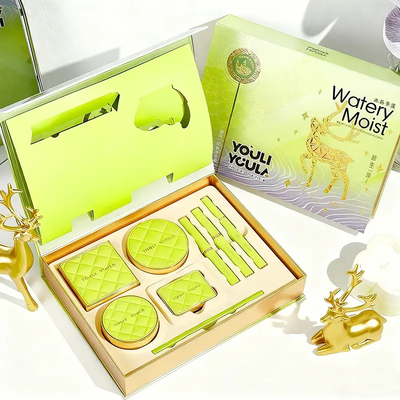 Yilu Beauty Set Box: Cushion, Lipstick, Foundation, Loose Powder, Eight-Piece Makeup Set, Christmas Gift Box