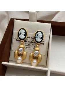 Renaissance Art Design Temperament Medieval Stud Earrings, Classical Relief Portrait Medieval Style Earrings