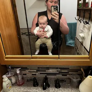 Product Review of Momcozy Hip Seat Baby Carrier, Adjustable Ergonomic Carrier with Various Pockets for Newborns & Toddlers up to 45lbs Portable Mother Mom Gift Convenient Travel Gifts wild  bird back baby baby carriers Ergonomic Baby Carrier with Hip Seat from h**s