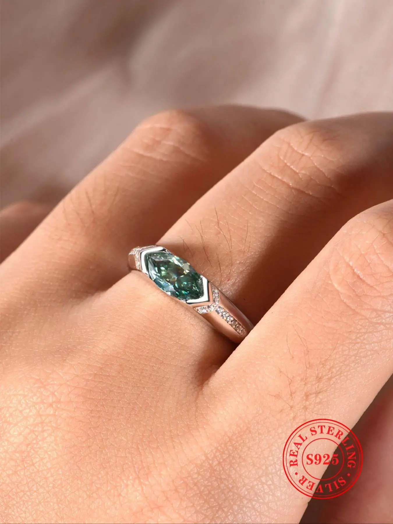 S925 Sterling Silver Synthetic Moissanite Ring, Fashion Jewelry for Party, Daily Clothing Decor, Trendy All-match & Exquisite Jewelry for Birthday Gif