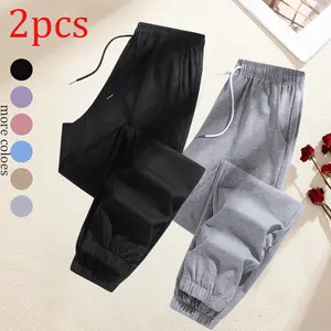 2-pack women’s loose leggings with pocket design, elastic waistband, and side detailing; securely holds small items; comfortable and unrestricted wear; solid-color running pants suitable for everyday wear, casual outings, and relaxing after yoga. Fitness