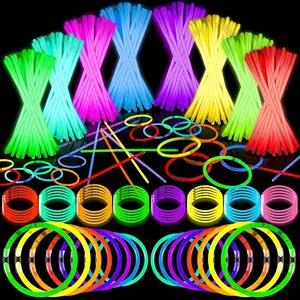 High-quality gift set for her/him: 110-piece set (includes 55 glow stick bracelets + 55 bracelet connectors) - 8inch (20cm) bulk glow sticks, bracelet and necklace party accessories, suitable for Easter, Christmas, and Halloween party supplies set