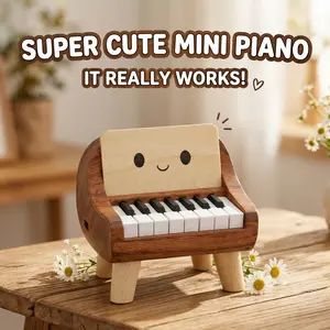 Mini Wooden Piano Toy for Kids, Portable 8 Keys Playable Electronic Piano with Adjustable Volume, Cute Smiley Face Design, Early Educational Musical Instrument for Toddlers, Creative Gift for Children Birthday Christmas
