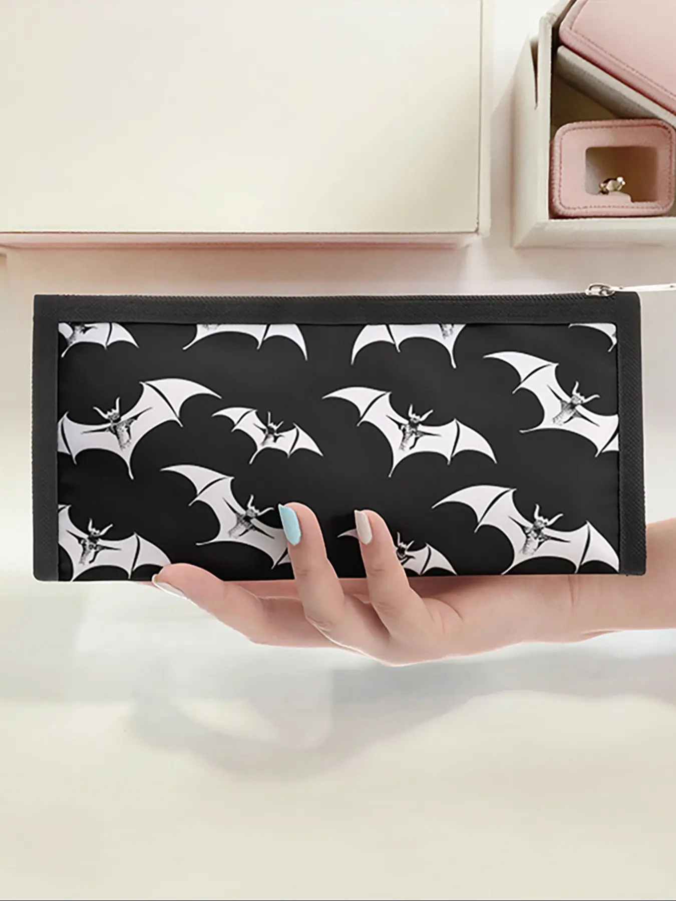 Bat Pattern Triangle Pencil Case, Portable Multi-Functional Stationery Storage Bag, Zipper Design, Unisex, All Seasons, Casual Style