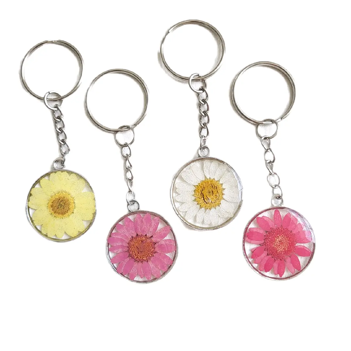 Handcrafted Pressed Flower Keychain - Perfect for Keys and Accessories