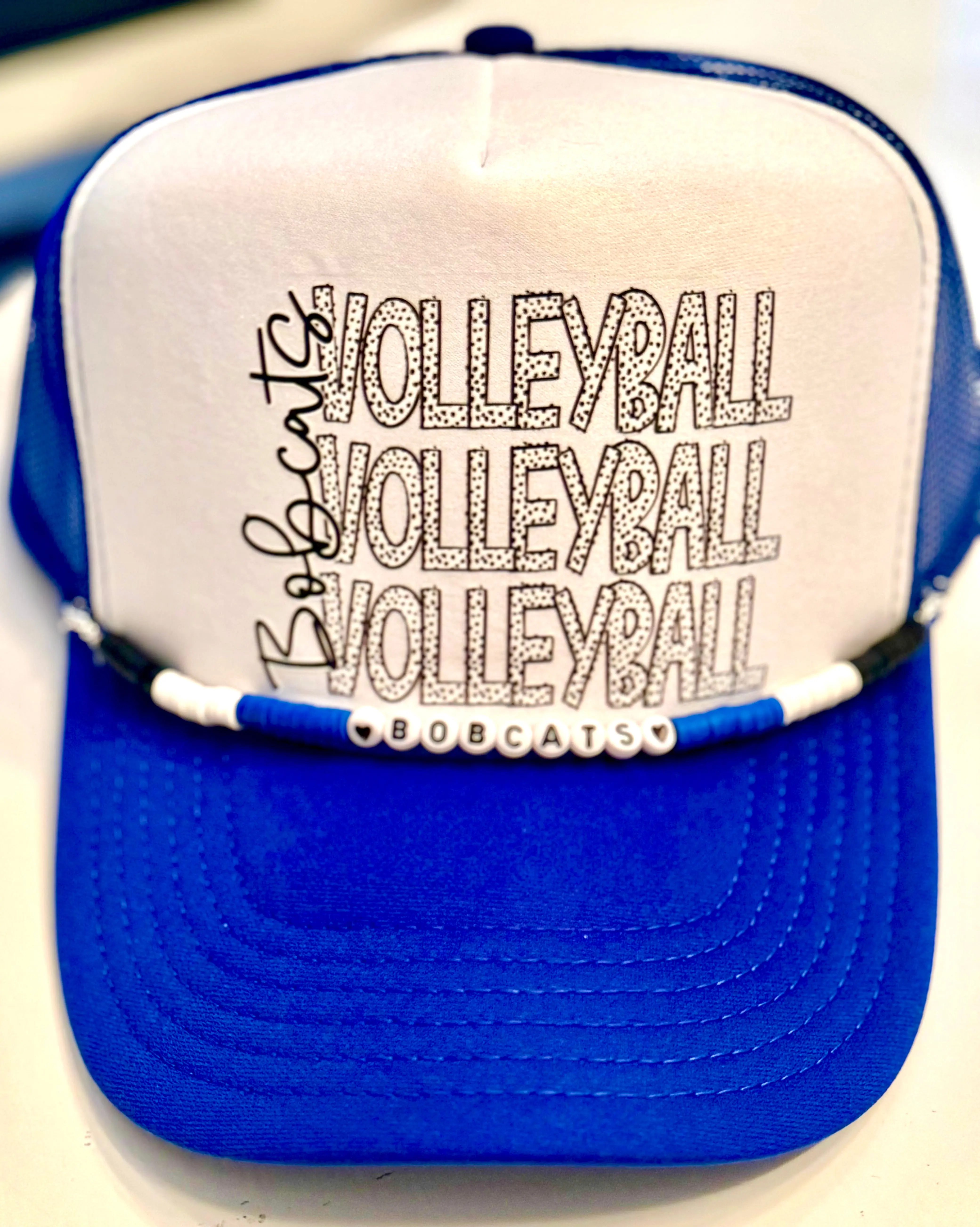 Women's Volleyball Text Print Trucker Hat, Adjustable Color Block Snapback with White Front Panel, Blue Back Panel & Fun Chain Accessory, Female, Back Panel: Blue