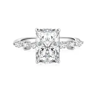 Maxine 3.5Ct Radiant Cut VVS1 Synthetic Moissanite Women's Engagement Ring, Artificial Gemstone Jewelry for Proposal, Wedding, Daily Wear, White Gold/Yellow Gold Plated Ring