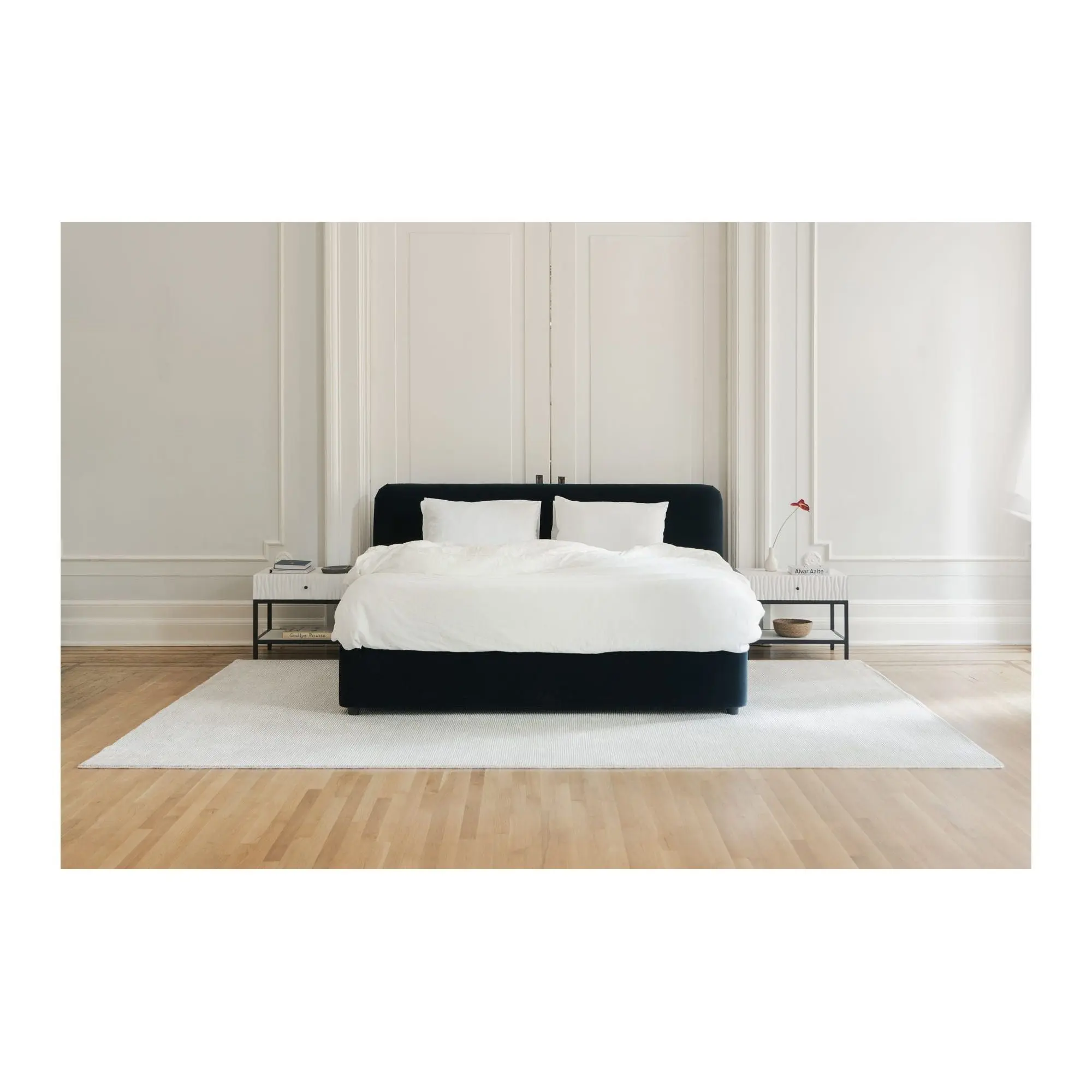 Moe's Home Collection Samara Blue King Bed