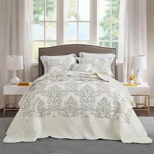 Oversized King Bedspread 128x120 Extra Wide - Lightweight Bedding Cover - Beautiful Stitching - 5 Piece Reversible Bedspread - Luxury Damask Paisley Pattern (King/Cal King, Ivory)