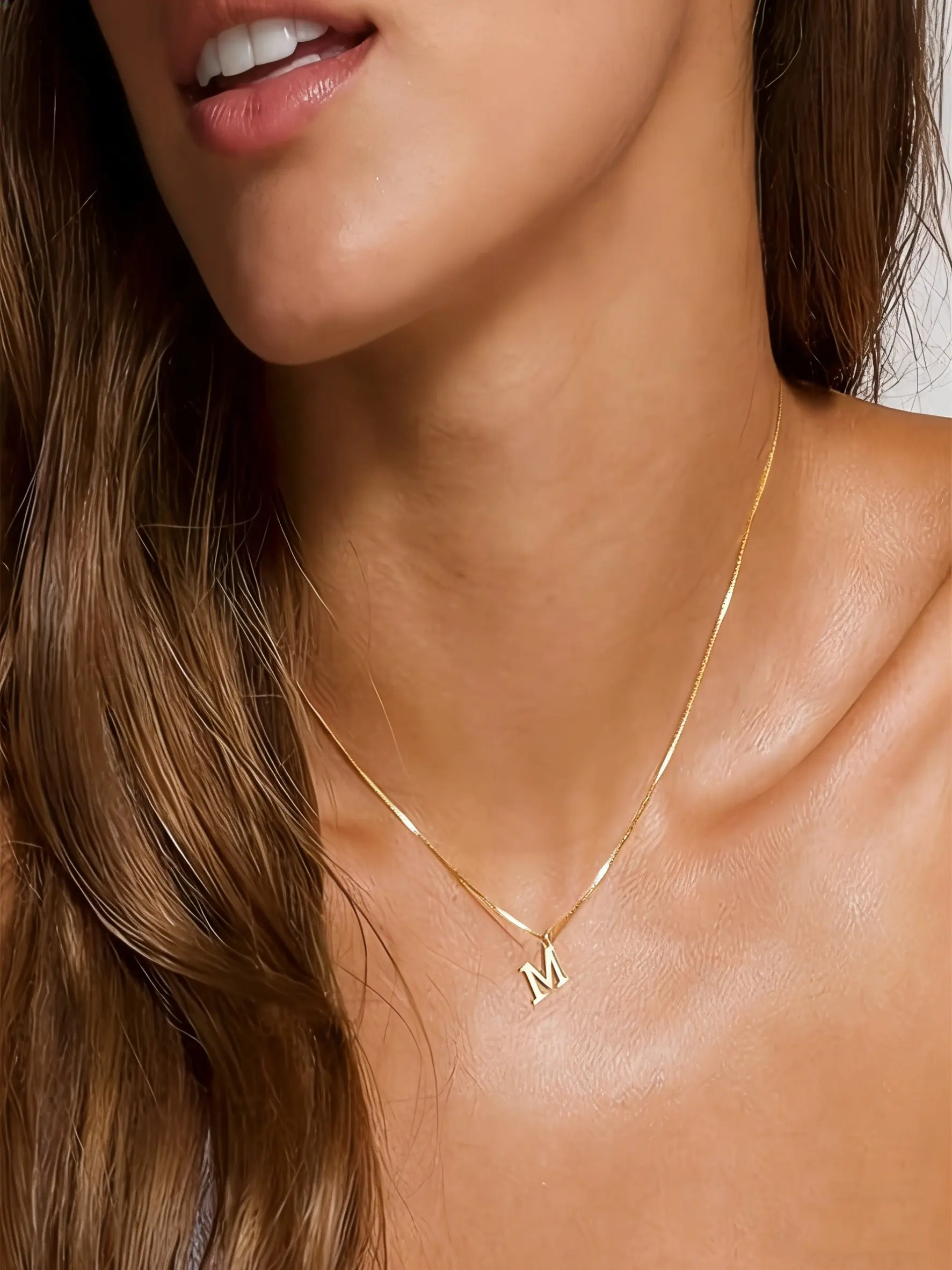1pcs exquisite jewelry necklace, women's golden first letter necklace, Custom initial necklace, A-Z 26 English first letter pendant, holiday gift, suitable for women daily wear stainless steel necklace