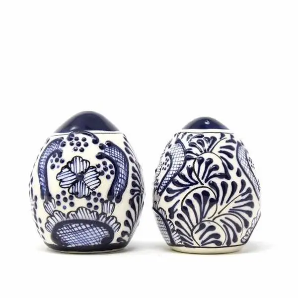 Ceramica Quevedo MC085F-K2 Encantada Handmade Pottery Spice Shakers, Blue Flower