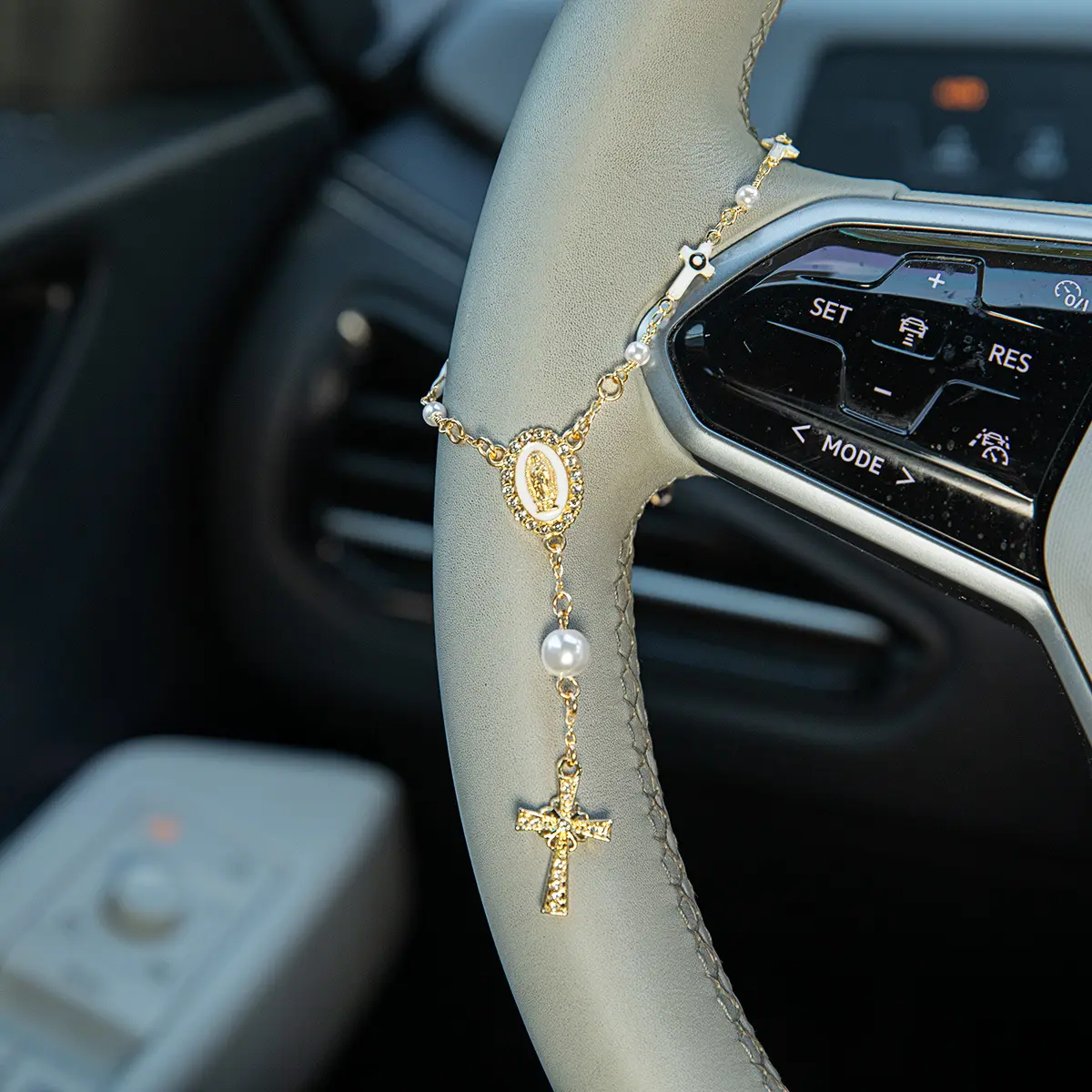 1pc Rosary Car Pendant with Cross, Steering Wheel Rearview Mirror Hanging Decor, Christian Gift for Him Her Drivers