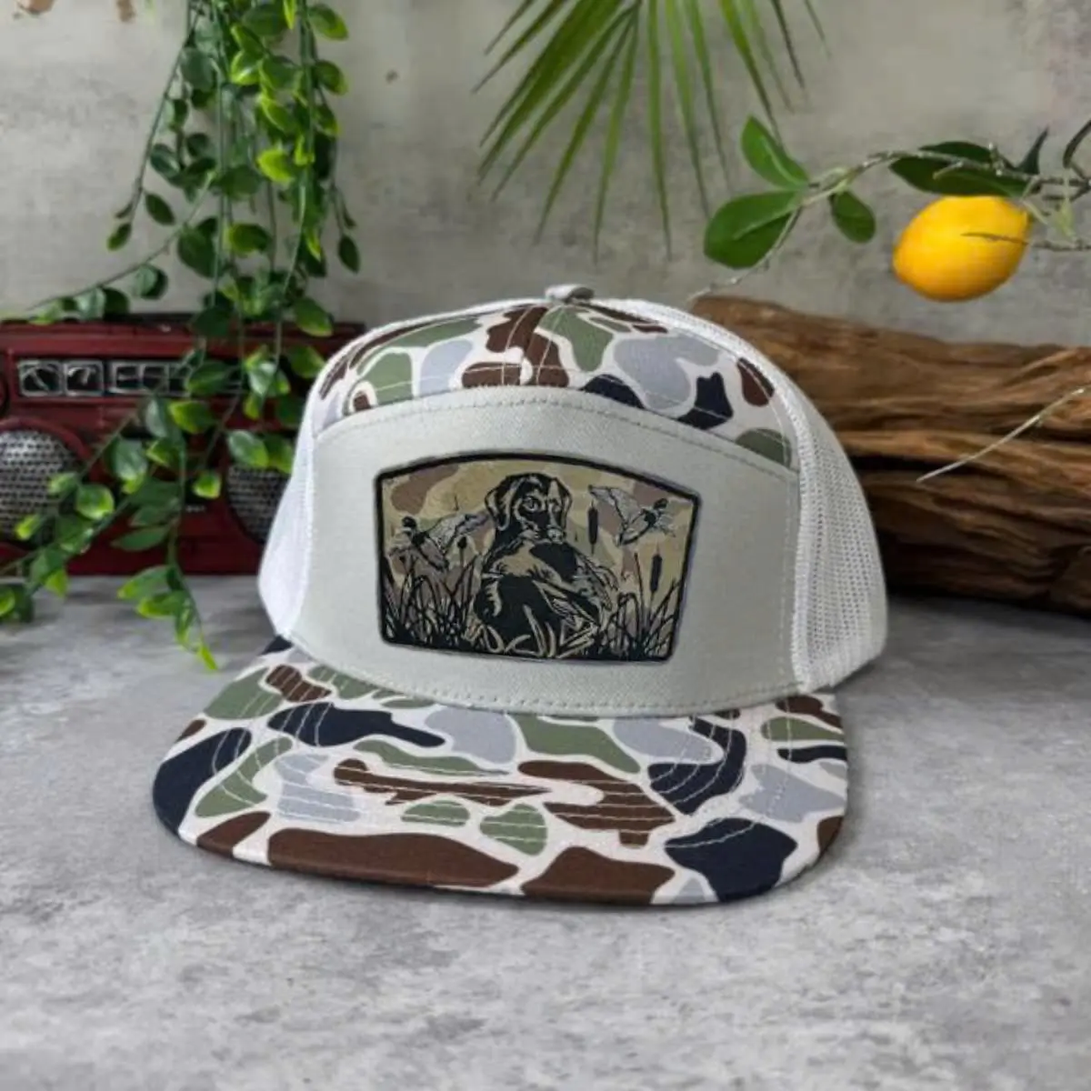 Duck Dog Blackout Leather Patch Trucker Hat – Unisex Outdoor Mesh Snapback Cap for Hunting, Fishing, Hiking, Camping & Everyday Wear, Gift for Men Women