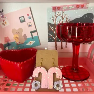 Flower Power Dangly Earrings