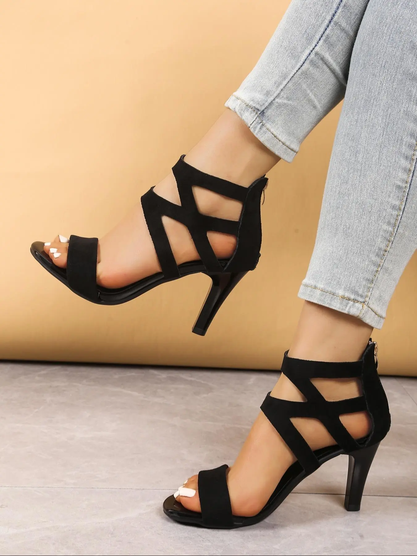Women Open Toe Crisscross Straps Back Zipper High Heel Sandal with Ankle Strap main image 0