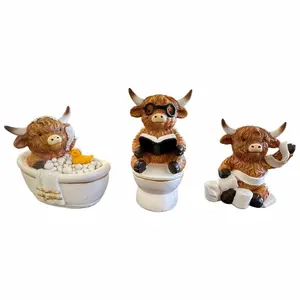 New Bathroom Decor Highland Cow Animal Design Resin Figurine Craft Creative Holiday Home Decoration Gift, Unique Ornament for Living Room & Bedroom