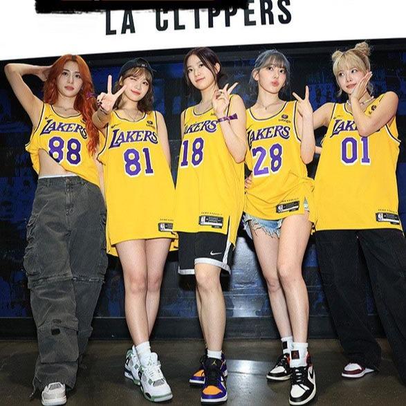 LE SSERAFIM K-POP Unisex Basketball Jersey Cotton Crew Neck Tee (Yunjin)