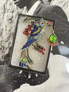 Rhinestone Parrot Brooch - Fashion Accessory