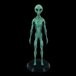 Insectoid Alien Figurine – 10"–12"