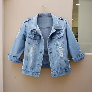 Sleeves washed denim jacket with pleats and shallow cut denim jacket for casual women's wear