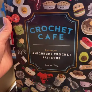 Crochet Cafe: Recipes for Amigurumi Crochet Patterns -- Lauren Espy - Paperback