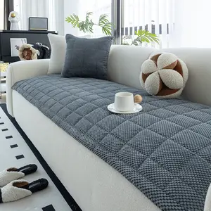 1pc Fashion Simple Plaid Fleece Quilted Sofa Slipcover, Pineapple Grid Design, Pet Friendly Anti-Slip Sofa Protector