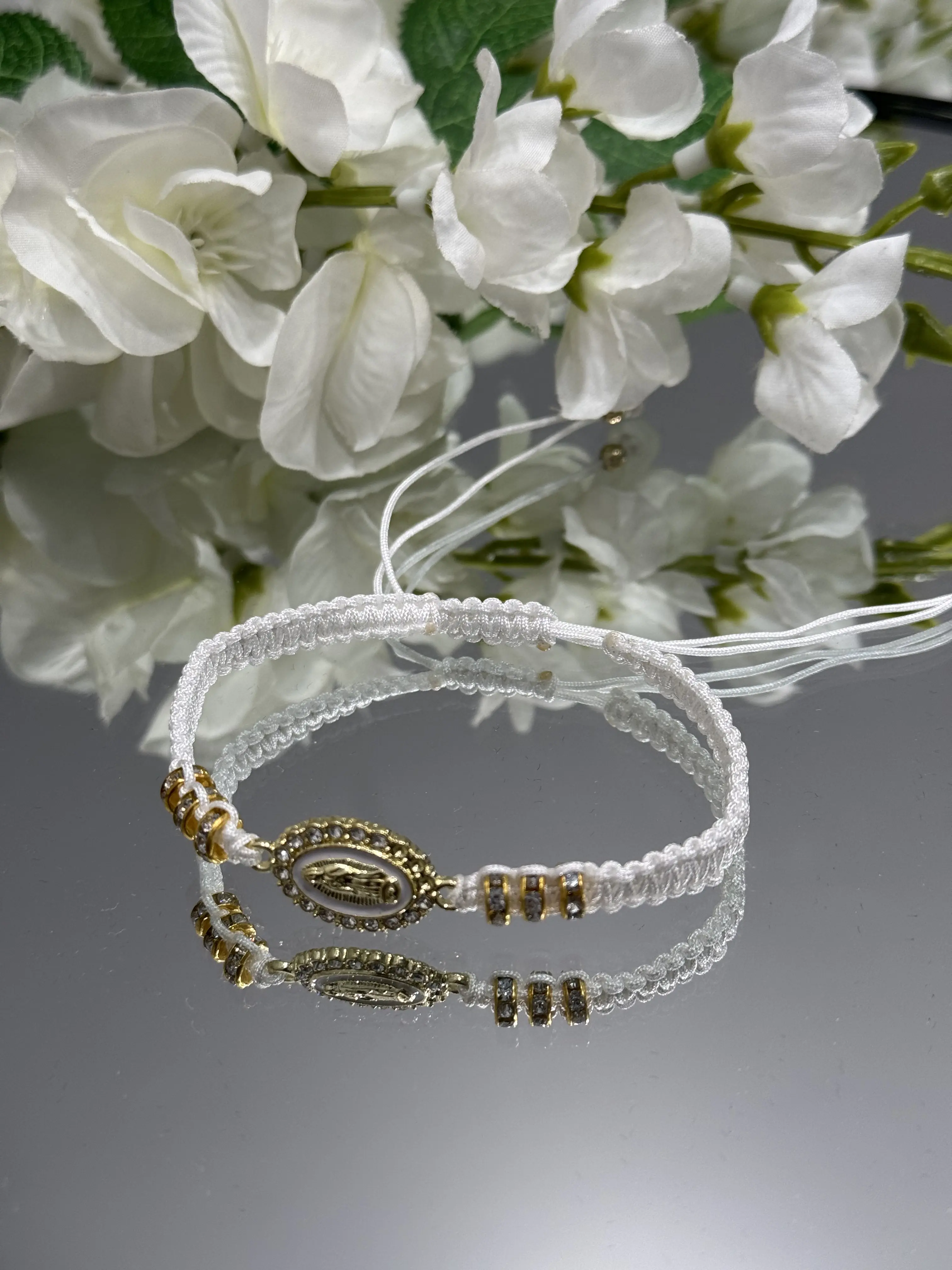 Adjustable Virgin Mary Religious Rhinestone Braided Bracelet for Men and Women