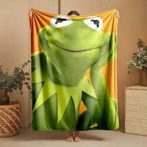 1 piece The classic image of the frog Kermit themed flannel blanket - Microfiber comfortable flannel sofa blanket, suitable for beds and sofas, all-season use, modern design, digitally printed pattern, 100% polyester material, machine washable